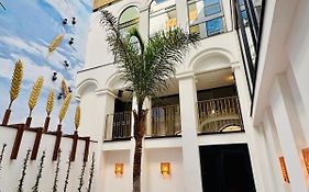 Hotel Divino & Apartments