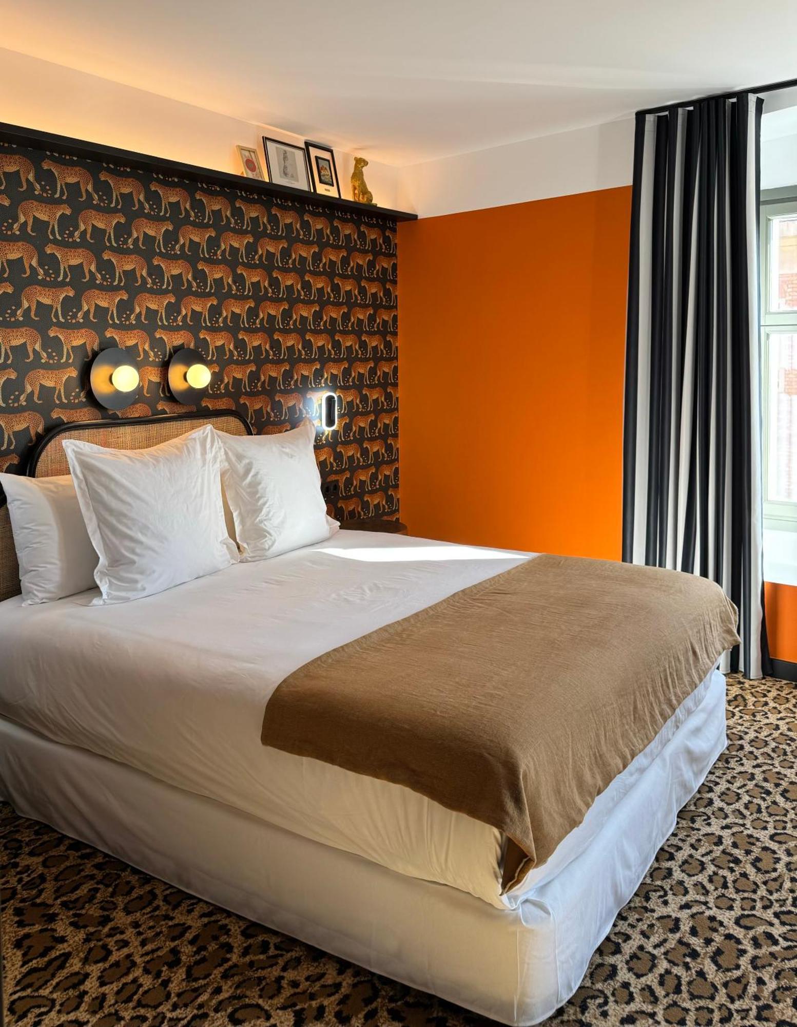 Hotel Divino & Apartments Figueras Exterior foto