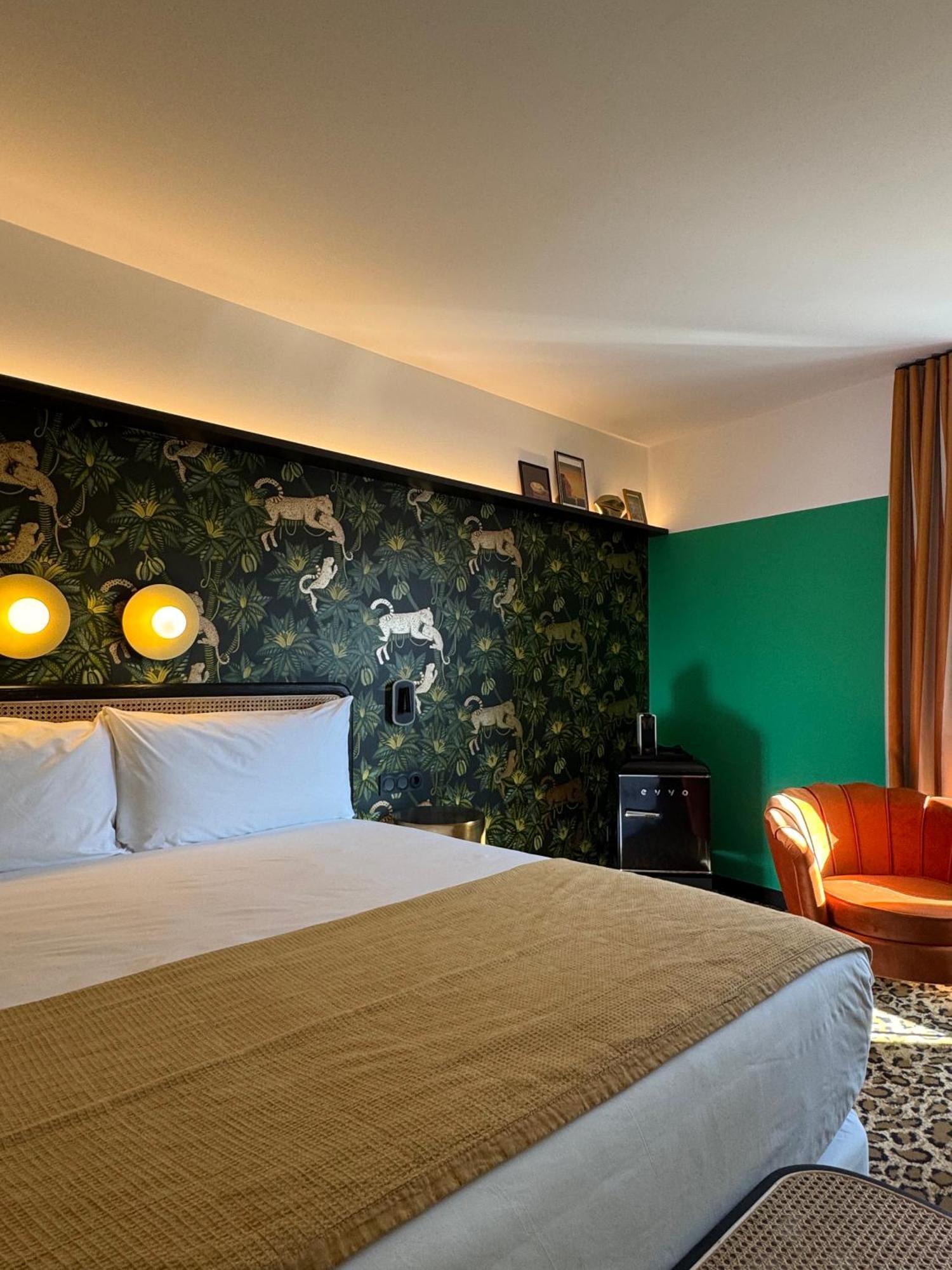 Hotel Divino & Apartments Figueras Exterior foto