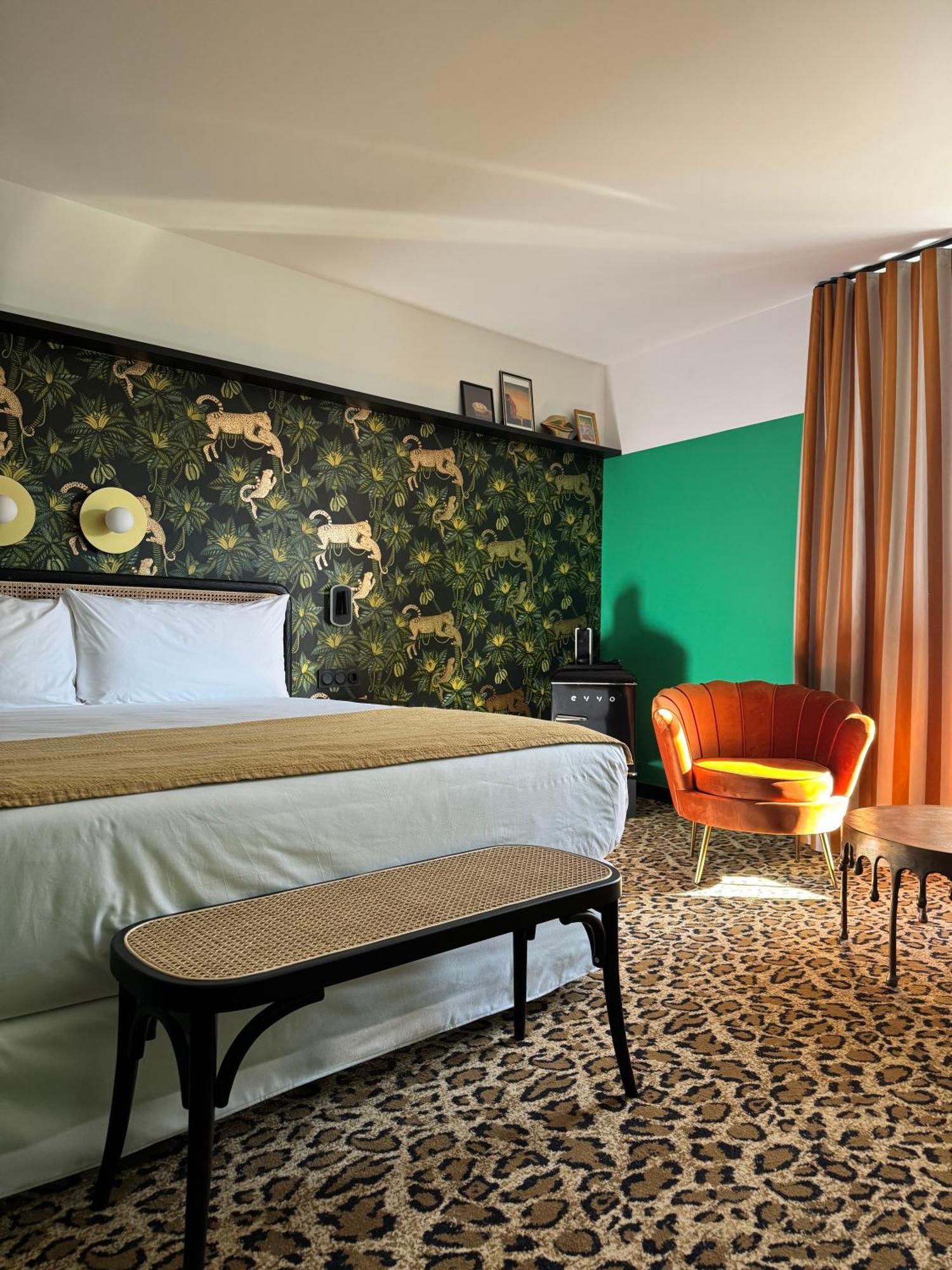 Hotel Divino & Apartments Figueras Exterior foto